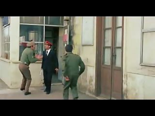ستاره پورنو دوست دختر، دوست پسر و سه نفری را سعی کرد